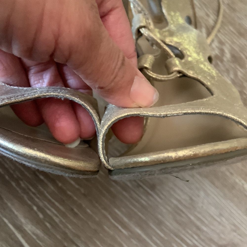 SOLD !!Breckelles gold strapped heels size 7 - Picture 12 of 16